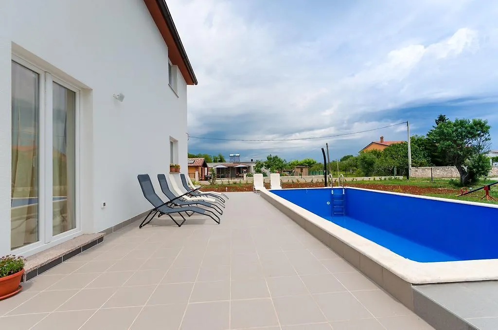 House Andrej Villa Pula 0*,  Croatia