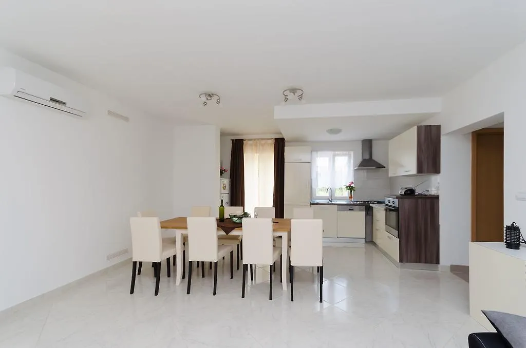 Holiday home House Andrej Villa Pula