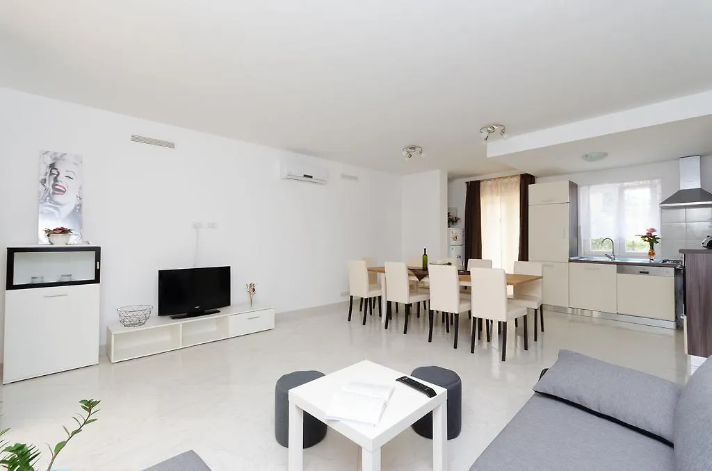 Holiday home House Andrej Villa Pula