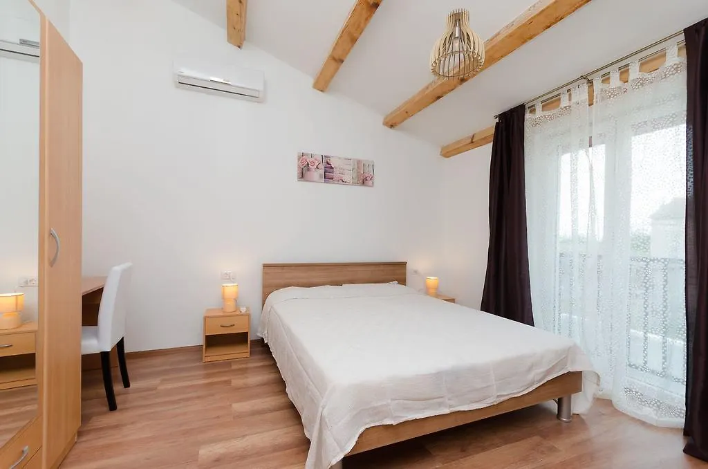 House Andrej Villa Pula